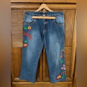 Haven Bleu Jeans Women’s 8 Embroidered Denim Jeans Peace Flower Cropped